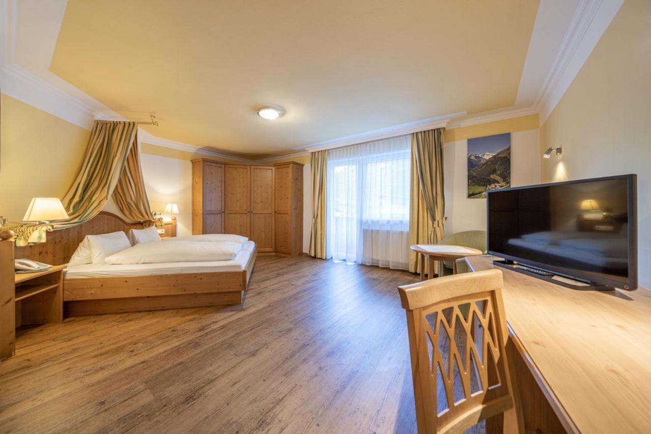 Similaun Hotel 4*