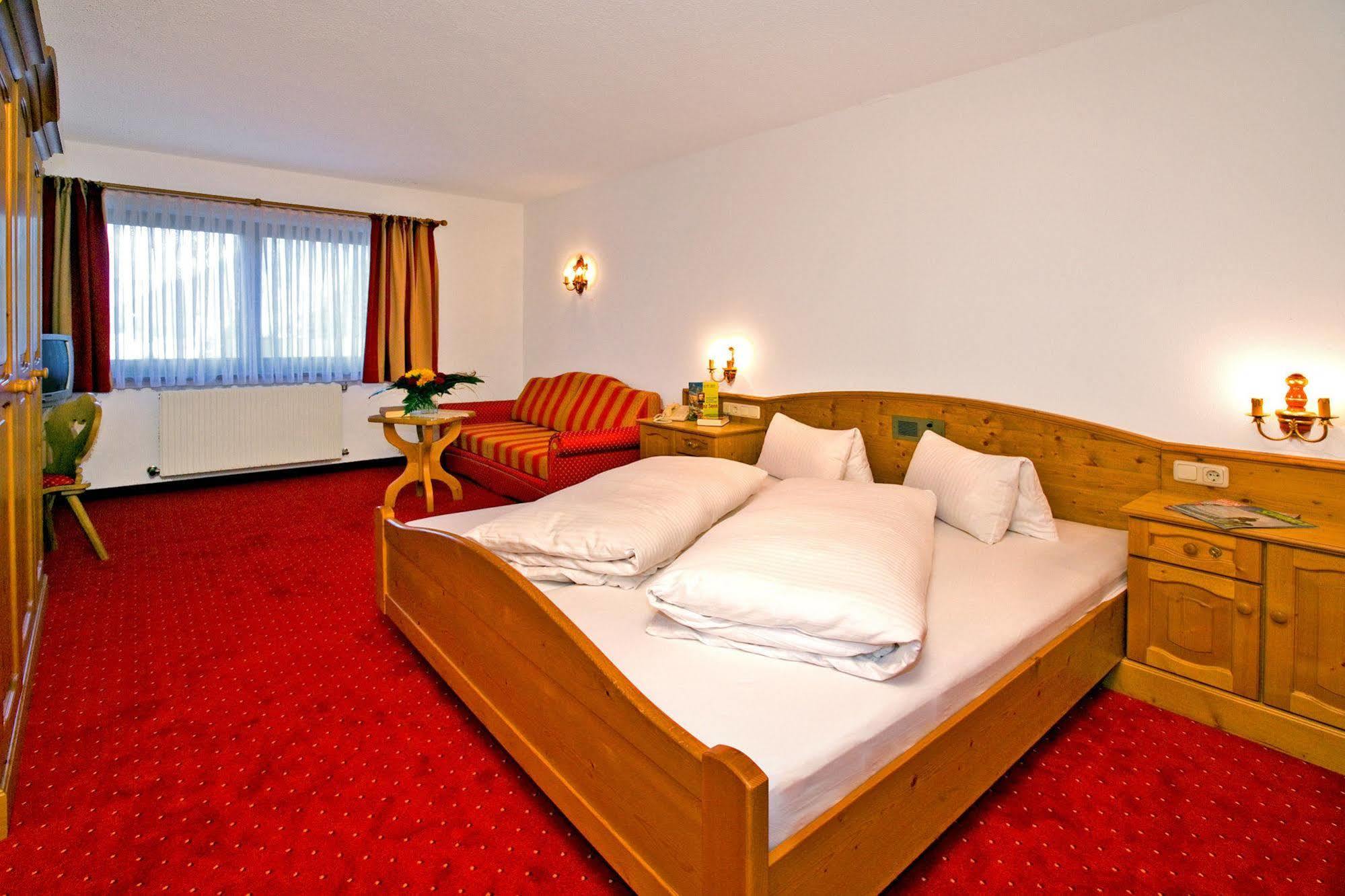 Similaun Hotel